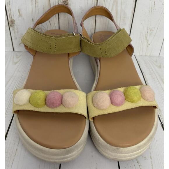 Sorel Cameron Pom Wedge Sandals 9.5M Platform Pastel Heels - Picture 1 of 7
